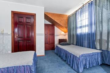 Фото номера Трехместный номер Отель Veskisilla hotel г. Тюри 8